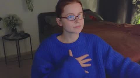 Snapshot of wow_luvng chatting on 10/27/25, 01:48 Rebecy online show from 10/27/25, 01:48