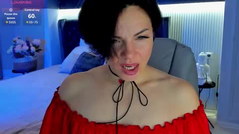 Maya online show from 12/05/25, 01:03