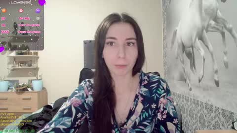 Snapshot of wow_porno_ chatting on 01/12/25, 12:33 Anna online show from 01/12/25, 12:33