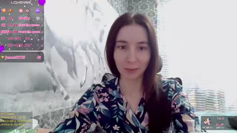 Snapshot of wow_porno_ chatting on 02/15/25, 09:27 Anna online show from 02/15/25, 09:27