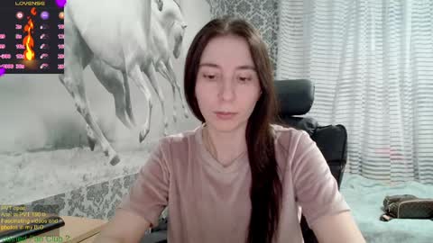 Snapshot of wow_porno_ chatting on 02/18/25, 12:28 Anna online show from 02/18/25, 12:28