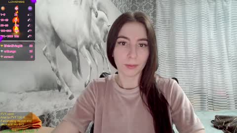 Snapshot of wow_porno_ chatting on 02/22/25, 05:46 Anna online show from 02/22/25, 05:46