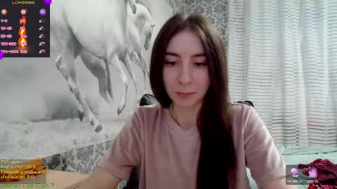 Snapshot of wow_porno_ chatting on 02/24/25, 01:21 Anna online show from 02/24/25, 01:21