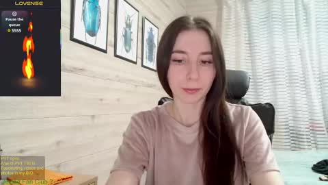 Snapshot of wow_porno_ chatting on 03/06/25, 02:08 Anna online show from 03/06/25, 02:08