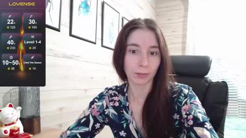 Snapshot of wow_porno_ chatting on 09/18/25, 07:54 Anna online show from 09/18/25, 07:54