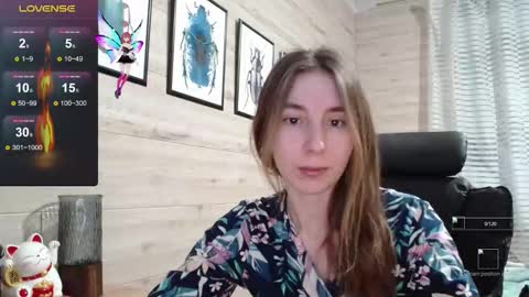 Snapshot of wow_porno_ chatting on 10/28/25, 01:36 Anna online show from 10/28/25, 01:36