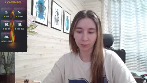 Snapshot of wow_porno_ chatting on 11/26/25, 10:49 Anna online show from 11/26/25, 10:49