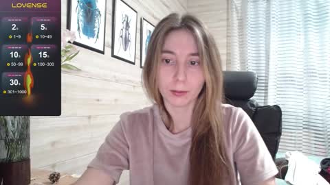 Snapshot of wow_porno_ chatting on 11/27/25, 01:24 Anna online show from 11/27/25, 01:24