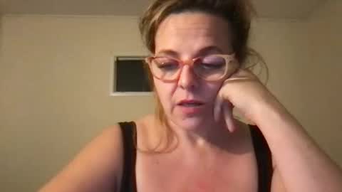 Snapshot of wowok47 chatting on 05/26/26, 04:36 Cute Newb X online show from 05/26/26, 04:36