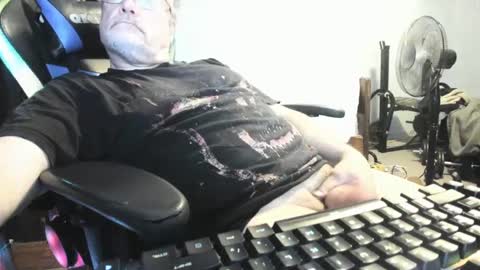 Snapshot of wowsers2022 chatting on 12/29/24, 06:56 wowsers2022 online show from 12/29/24, 06:56