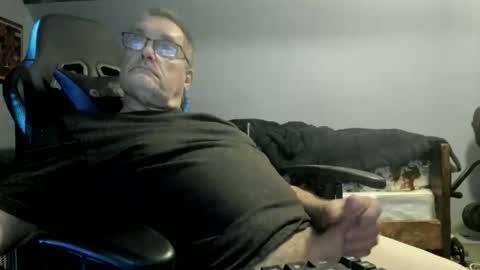 Snapshot of wowsers2022 chatting on 11/14/25, 01:26 wowsers2022 online show from 11/14/25, 01:26