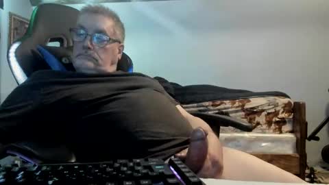 wowsers2022 online show from 04/22/26, 04:08