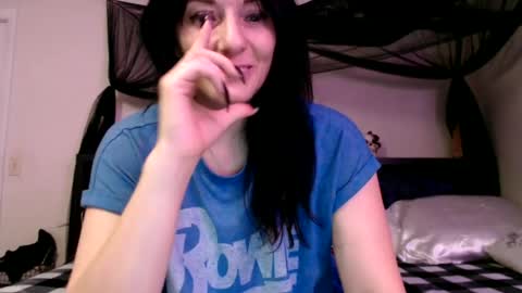 Crystal Lake online show from 06/20/26, 07:55