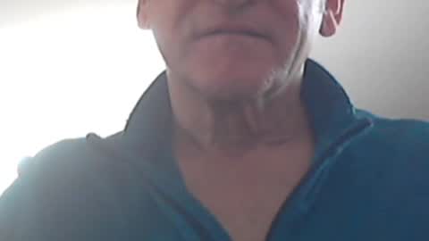 Snapshot of wuki123 chatting on 01/20/25, 02:25 Wuki online show from 01/20/25, 02:25