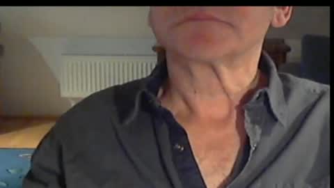 Snapshot of wuki123 chatting on 10/16/25, 10:00 Wuki online show from 10/16/25, 10:00