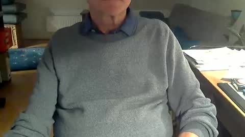 Wuki online show from 05/01/26, 07:40