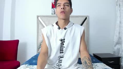 wyatt online show from 12/18/25, 01:06