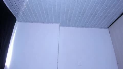 wyatt_smith71 online show from 05/04/26, 05:42