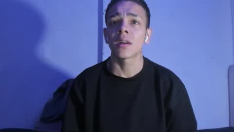 wyatt_smith71 online show from 05/13/26, 02:03