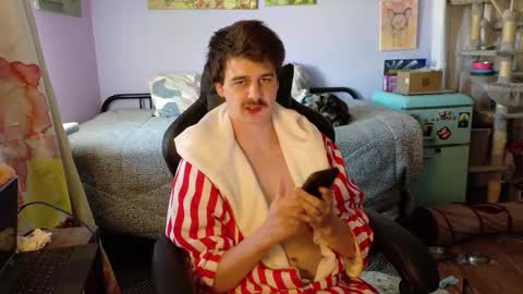 Snapshot of wyattfans_ chatting on 11/08/25, 06:40 Wyatt online show from 11/08/25, 06:40