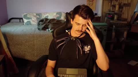 Snapshot of wyattfans_ chatting on 11/09/25, 11:25 Wyatt online show from 11/09/25, 11:25