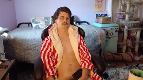 Snapshot of wyattfans_ chatting on 11/11/25, 06:30 Wyatt online show from 11/11/25, 06:30