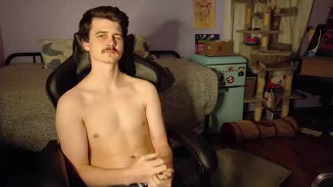 Snapshot of wyattfans_ chatting on 11/12/25, 07:09 Wyatt online show from 11/12/25, 07:09