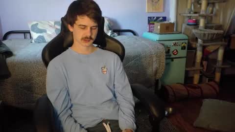 Snapshot of wyattfans_ chatting on 11/22/25, 10:09 Wyatt online show from 11/22/25, 10:09