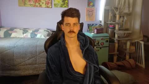 Snapshot of wyattfans_ chatting on 12/14/25, 06:34 Wyatt online show from 12/14/25, 06:34