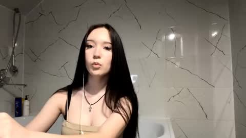 Snapshot of wynellmchorse chatting on 04/16/26, 12:50 Kate online show from 04/16/26, 12:50