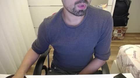 Mr. Lonely online show from 09/09/25, 09:58