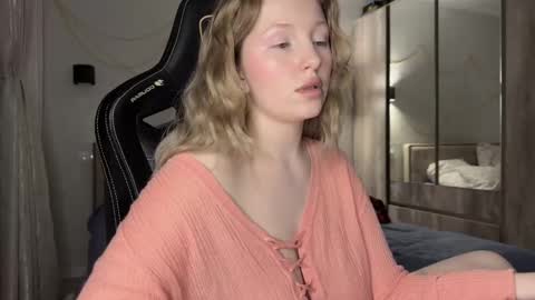 Snapshot of x__ivy_x chatting on 01/10/25, 03:27 eva online show from 01/10/25, 03:27