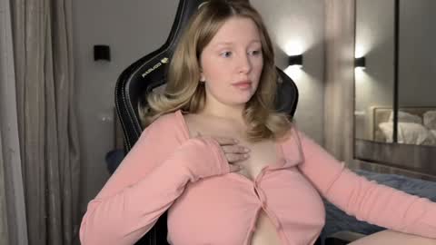 Snapshot of x__ivy_x chatting on 01/25/25, 06:57 eva online show from 01/25/25, 06:57