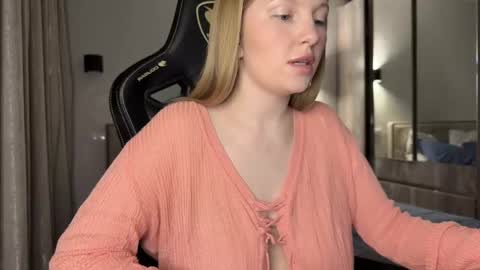 Snapshot of x__ivy_x chatting on 03/06/25, 04:28 eva online show from 03/06/25, 04:28