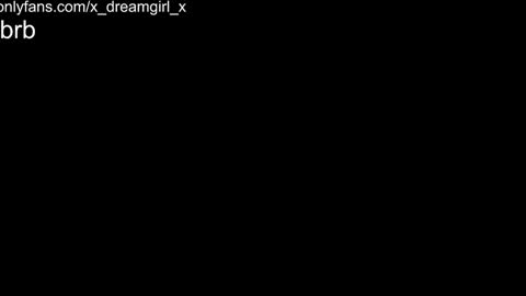 Snapshot of x_dreamgirl_x chatting on 01/19/25, 04:01 Mariah online show from 01/19/25, 04:01