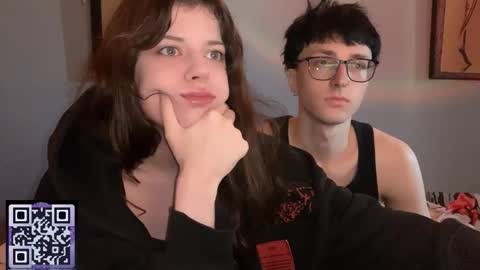 Philipp and Este online show from 09/20/25, 10:49