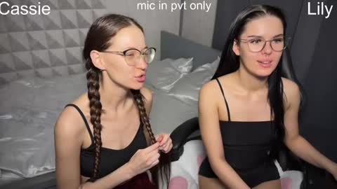 Snapshot of x_kai chatting on 01/15/26, 05:27 wiwi clap clap cat baby girl online show from 01/15/26, 05:27