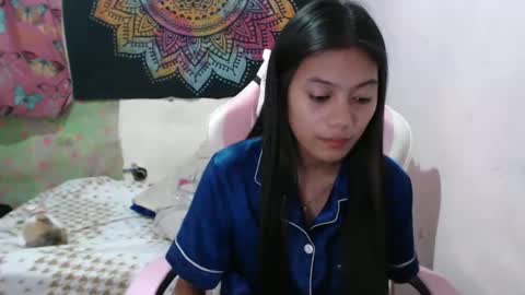 Snapshot of x_lexi_x chatting on 01/10/25, 10:50 x_lexi_x online show from 01/10/25, 10:50