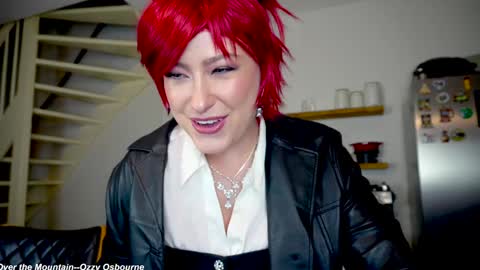 Lily online show from 10/25/25, 09:31