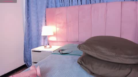 x_milu online show from 02/03/25, 01:19