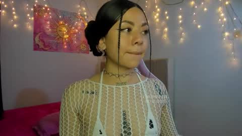     s  s      s   online show from 12/02/25, 12:49