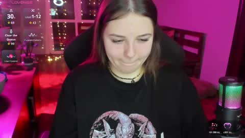 LOVE NERDS ONLY online show from 02/08/26, 02:48