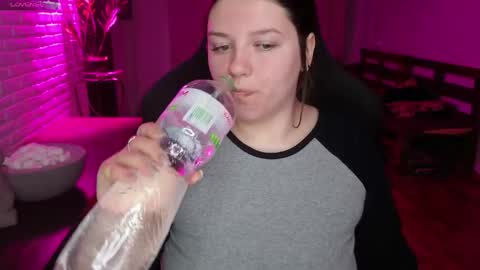 LOVE NERDS ONLY online show from 05/17/26, 04:54