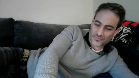 Snapshot of xalegarmax chatting on 02/08/25, 04:25 xalegarmax online show from 02/08/25, 04:25