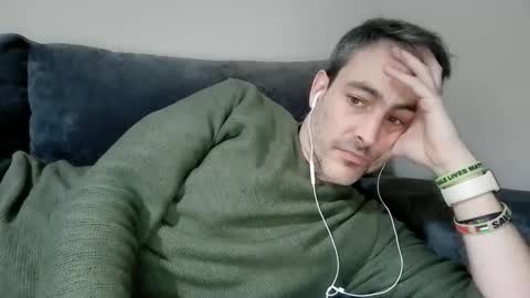 Snapshot of xalegarmax chatting on 02/13/25, 09:27 xalegarmax online show from 02/13/25, 09:27