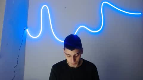 xalejo_max online show from 12/03/25, 10:19