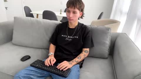 Xam online show from 01/26/25, 08:02