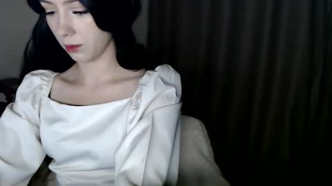 Snapshot of xan_ex chatting on 11/22/25, 01:37 xan_ex online show from 11/22/25, 01:37