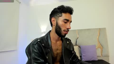 ISSANDER online show from 12/26/24, 11:13