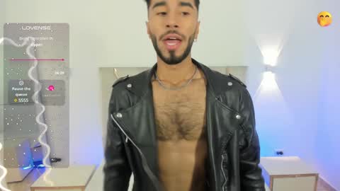 ISSANDER online show from 01/14/25, 08:37